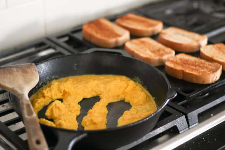 how to season cast iron