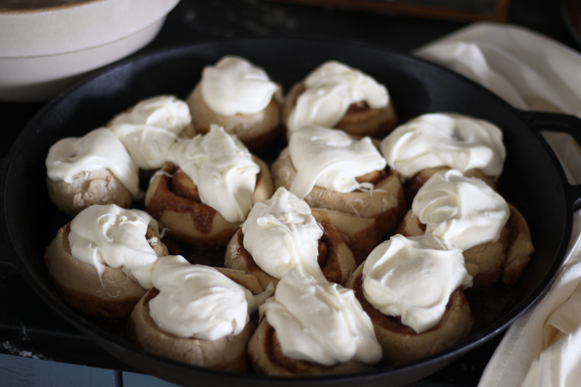 icing cinnamon rolls