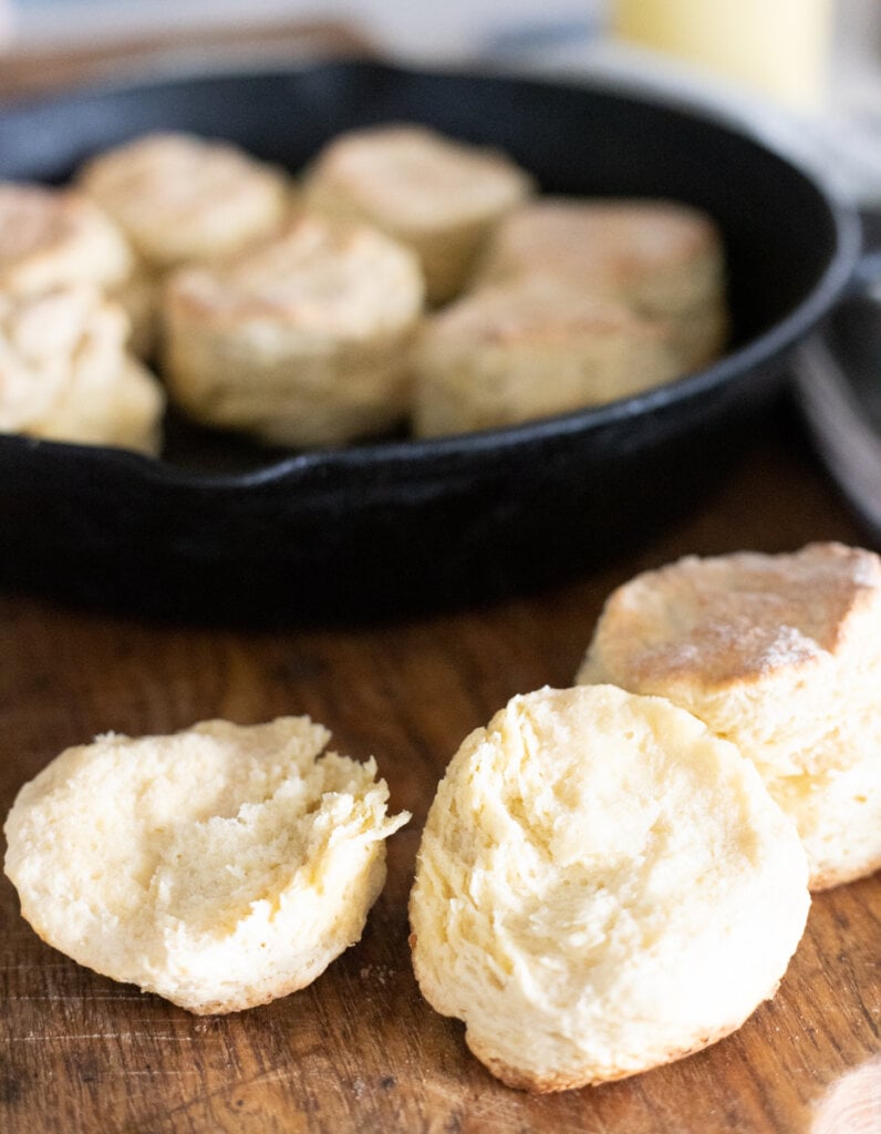 sourdough discard biscuit