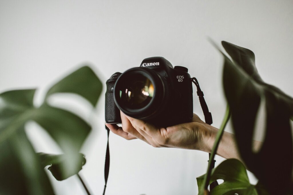 dslr camera