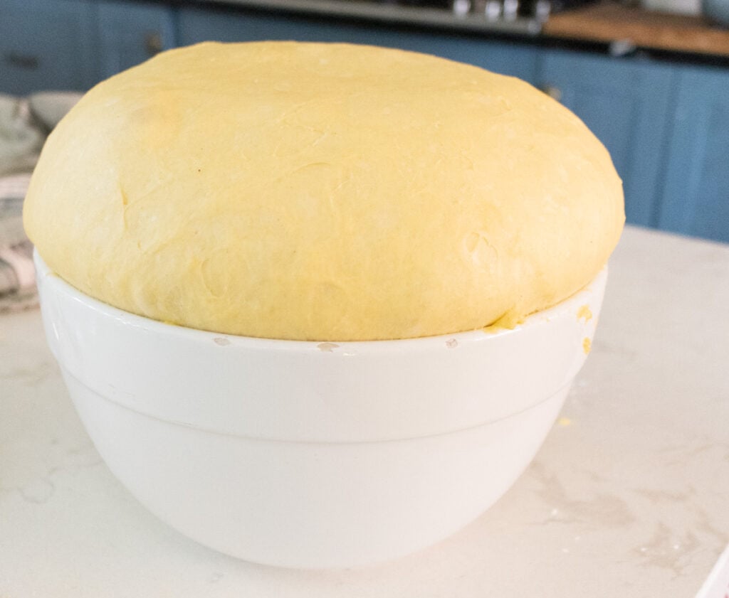 pullman loaf dough rising
