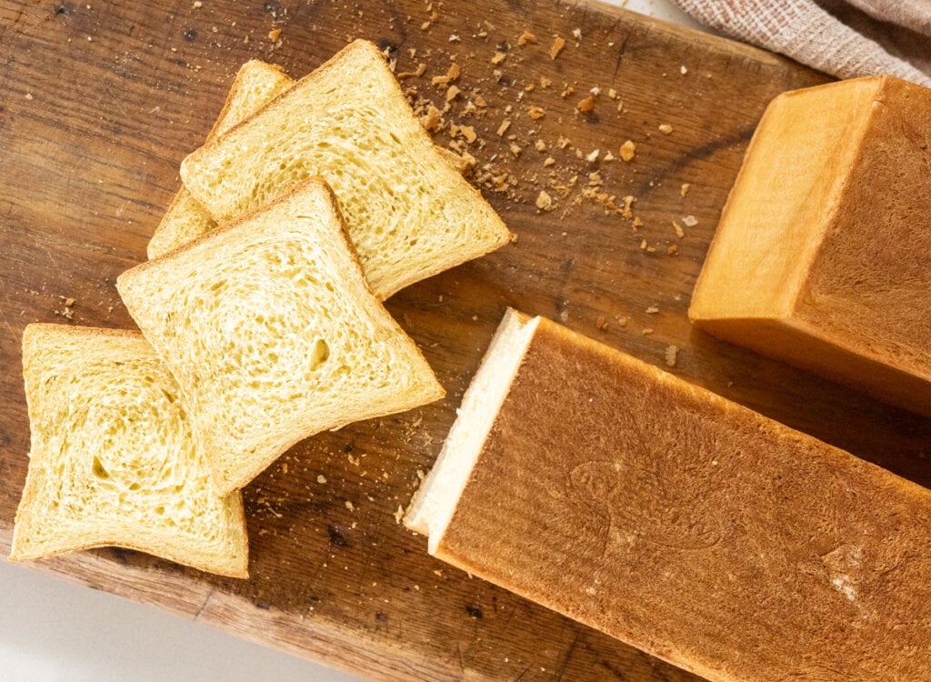 sliced pullman loaf