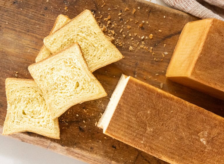 sliced pullman loaf