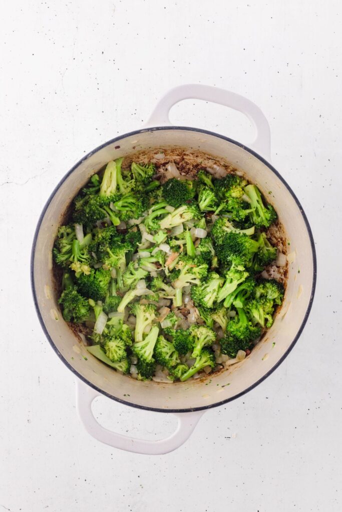 adding broccoli to chicken bacon ranch pasta