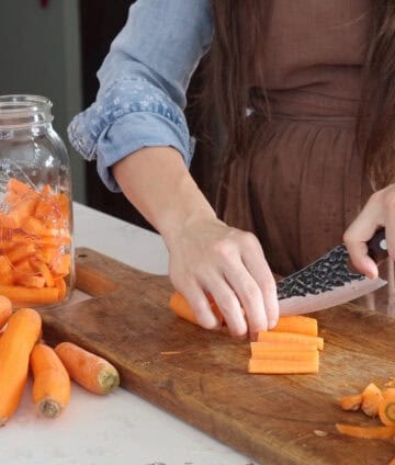 How to Make Fermented Carrots - Recipe and Video - Hopewell Heights